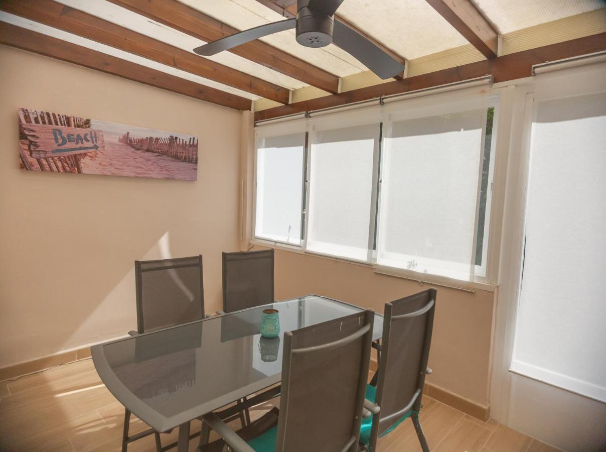 에스테포나 Casa Con Jardin Junto A La Playa 아파트 외부 사진
